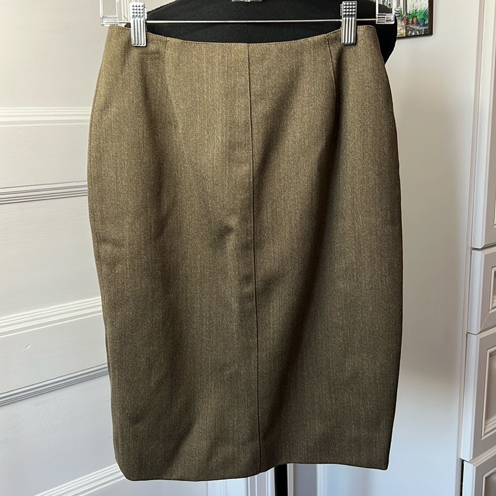 ADRIENNE VITTADINI BROWN WOOL SKIRT SIZE 6‎
